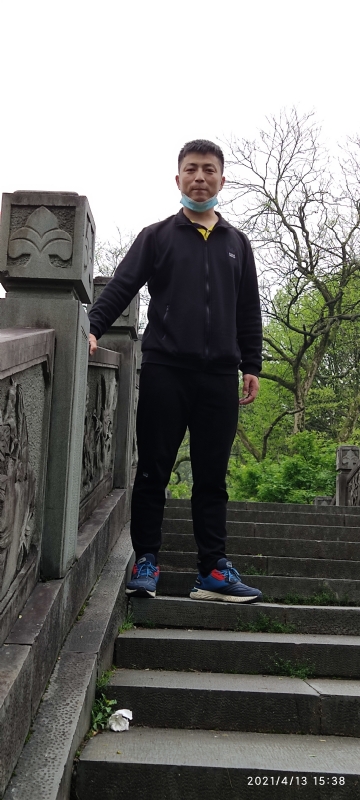 翁的第一张照片--武汉残疾人相亲网