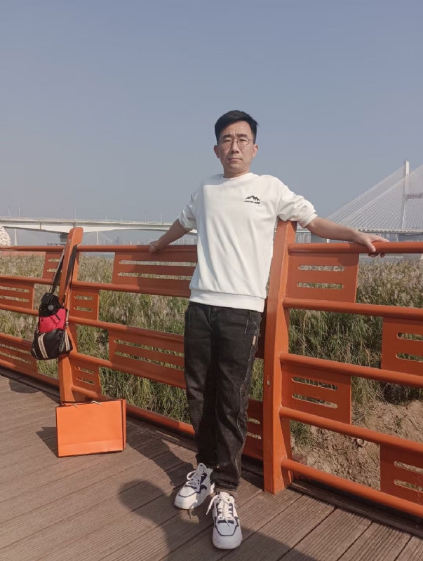 黑白的第一张照片--武汉残疾人相亲网